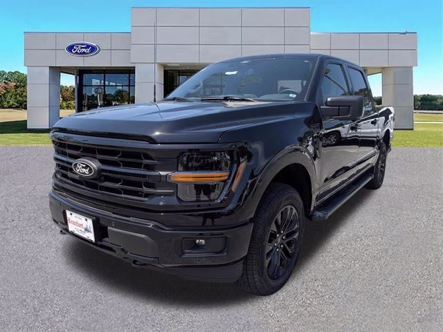 2025 Black Metallic Ford F-150 XLT 4X4 Truck