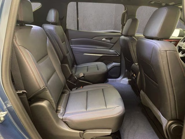 2026 Lakeshore Blue Chevrolet Traverse Z71 AWD SUV