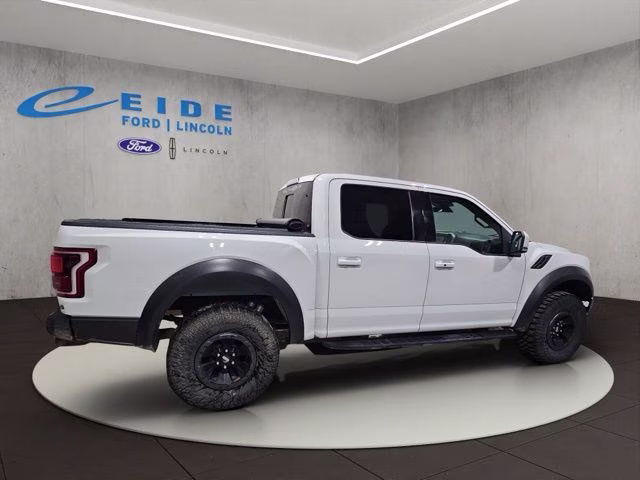 2018 Oxford White Ford F-150 Raptor 4X4 Truck