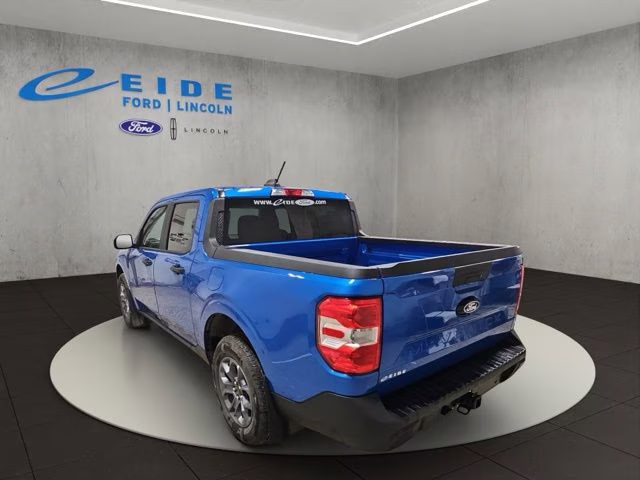 2025 Velocity Blue Ford Maverick XLT AWD Truck