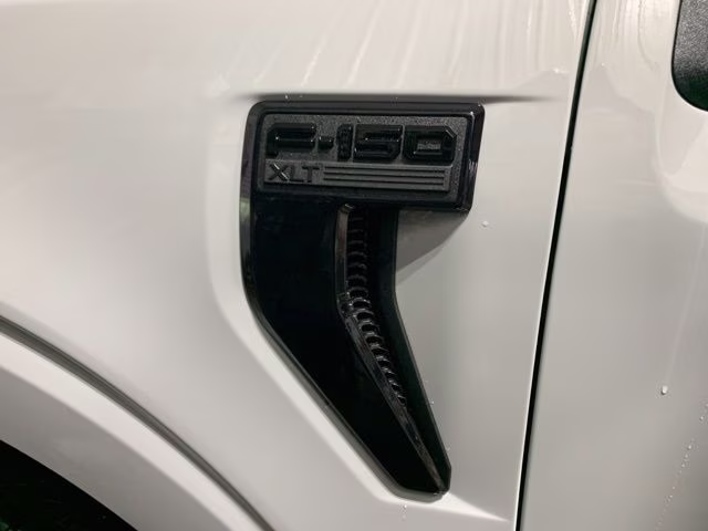 2026 Avalanche Ford F-150 XLT Black Appearance 4X4 Truck