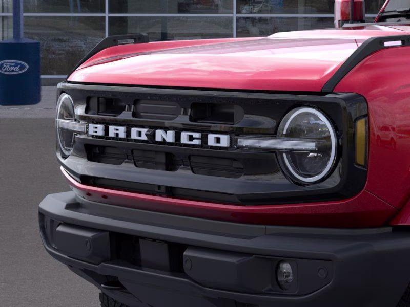 2026 Ruby Red Metallic Tinted Clearcoat Ford Bronco Outer Banks 4X4 SUV