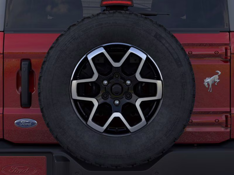 2026 Ruby Red Metallic Tinted Clearcoat Ford Bronco Outer Banks 4X4 SUV