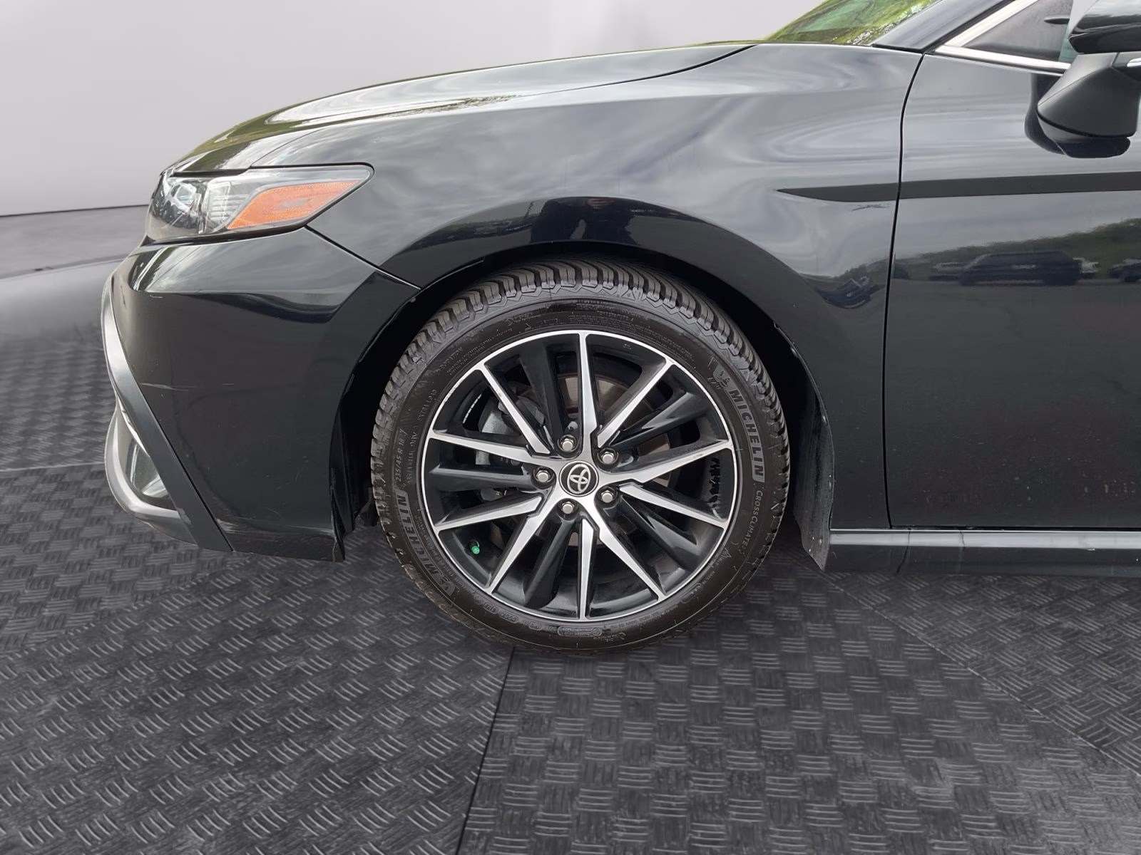 2021 Midnight Black Metallic Toyota Camry SE AWD Sedan