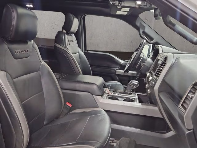 2018 Oxford White Ford F-150 Raptor 4X4 Truck