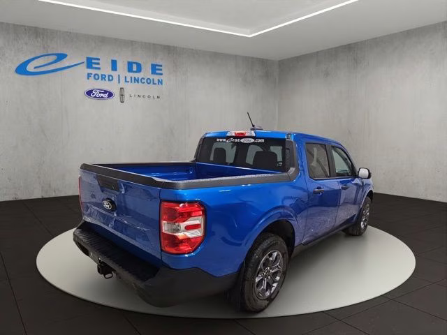 2025 Velocity Blue Ford Maverick XLT AWD Truck