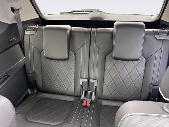 2025 Pure White Volkswagen Atlas 2.0T SEL Premium R-Line AWD SUV