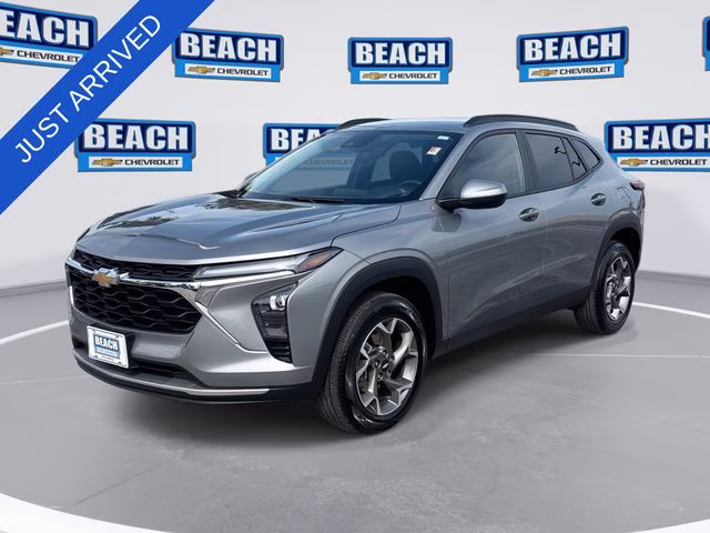 2025 Sterling Gray Metallic Chevrolet Trax LT FWD SUV