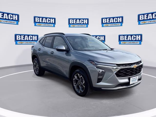 2025 Sterling Gray Metallic Chevrolet Trax LT FWD SUV