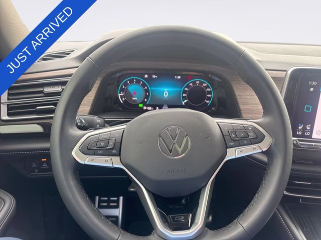 2025 Pure White Volkswagen Atlas 2.0T SEL Premium R-Line AWD SUV