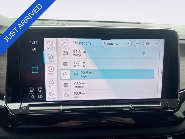 2025 Pure White Volkswagen Atlas 2.0T SEL Premium R-Line AWD SUV