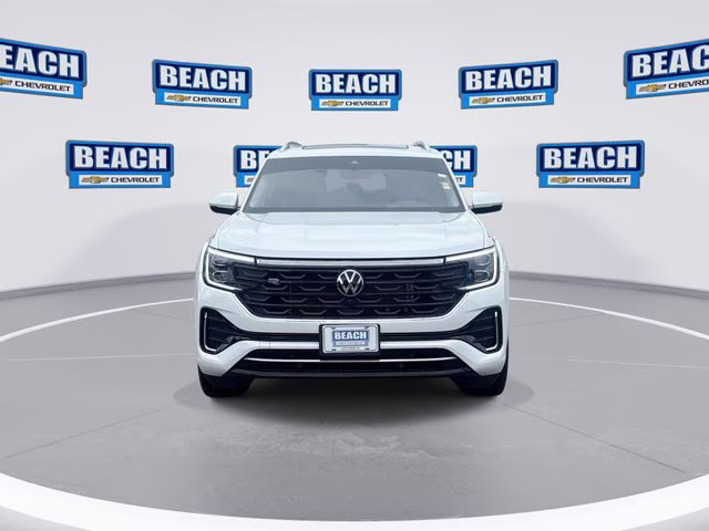 2025 Pure White Volkswagen Atlas 2.0T SEL Premium R-Line AWD SUV