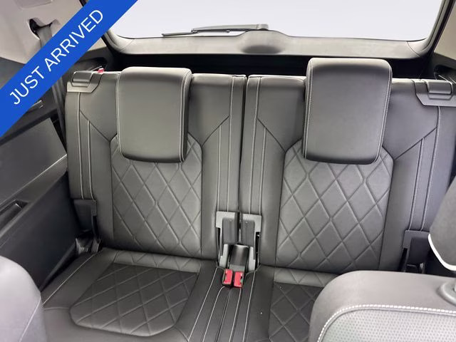 2025 Pure White Volkswagen Atlas 2.0T SEL Premium R-Line AWD SUV