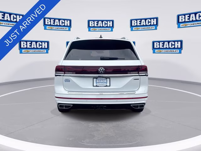 2025 Pure White Volkswagen Atlas 2.0T SEL Premium R-Line AWD SUV