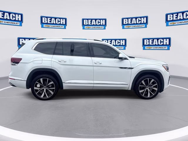 2025 Pure White Volkswagen Atlas 2.0T SEL Premium R-Line AWD SUV
