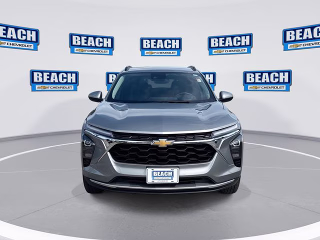 2025 Sterling Gray Metallic Chevrolet Trax LT FWD SUV