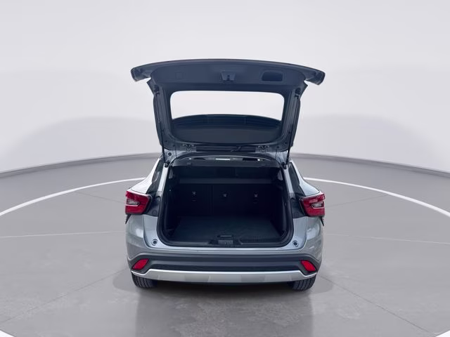 2025 Sterling Gray Metallic Chevrolet Trax LT FWD SUV