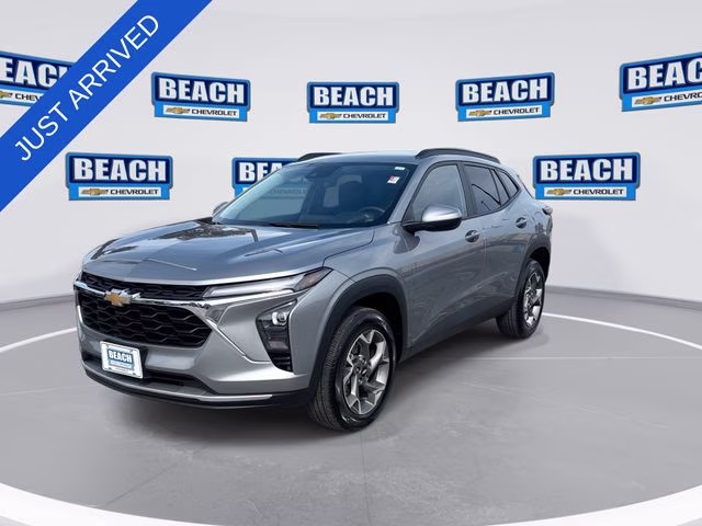 2025 Sterling Gray Metallic Chevrolet Trax LT FWD SUV