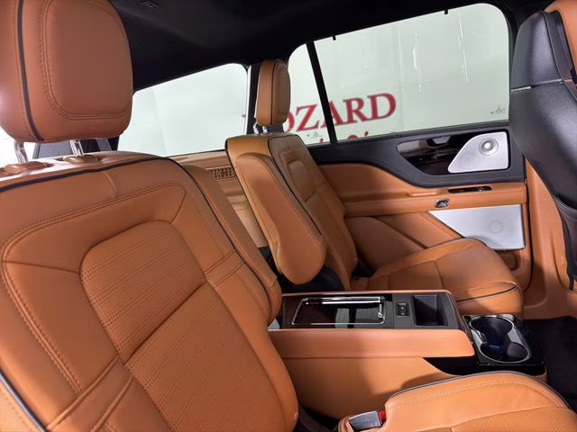 2025 Black Lincoln Aviator Black Label AWD SUV