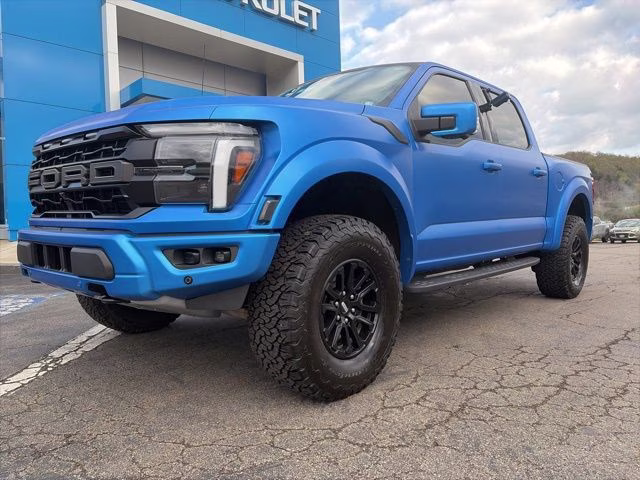 2025 White Metallic Ford F-150 Raptor 4X4 Truck
