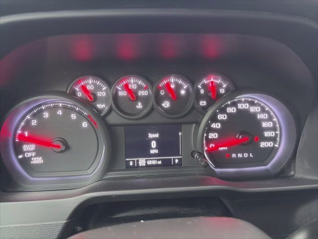 2022 Summit White Chevrolet Silverado 1500 Custom 4X4 Truck