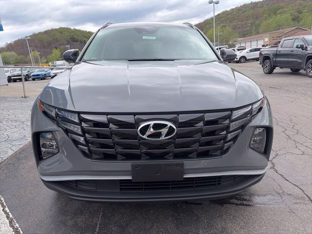 2024 Gray Hyundai Tucson SEL AWD SUV