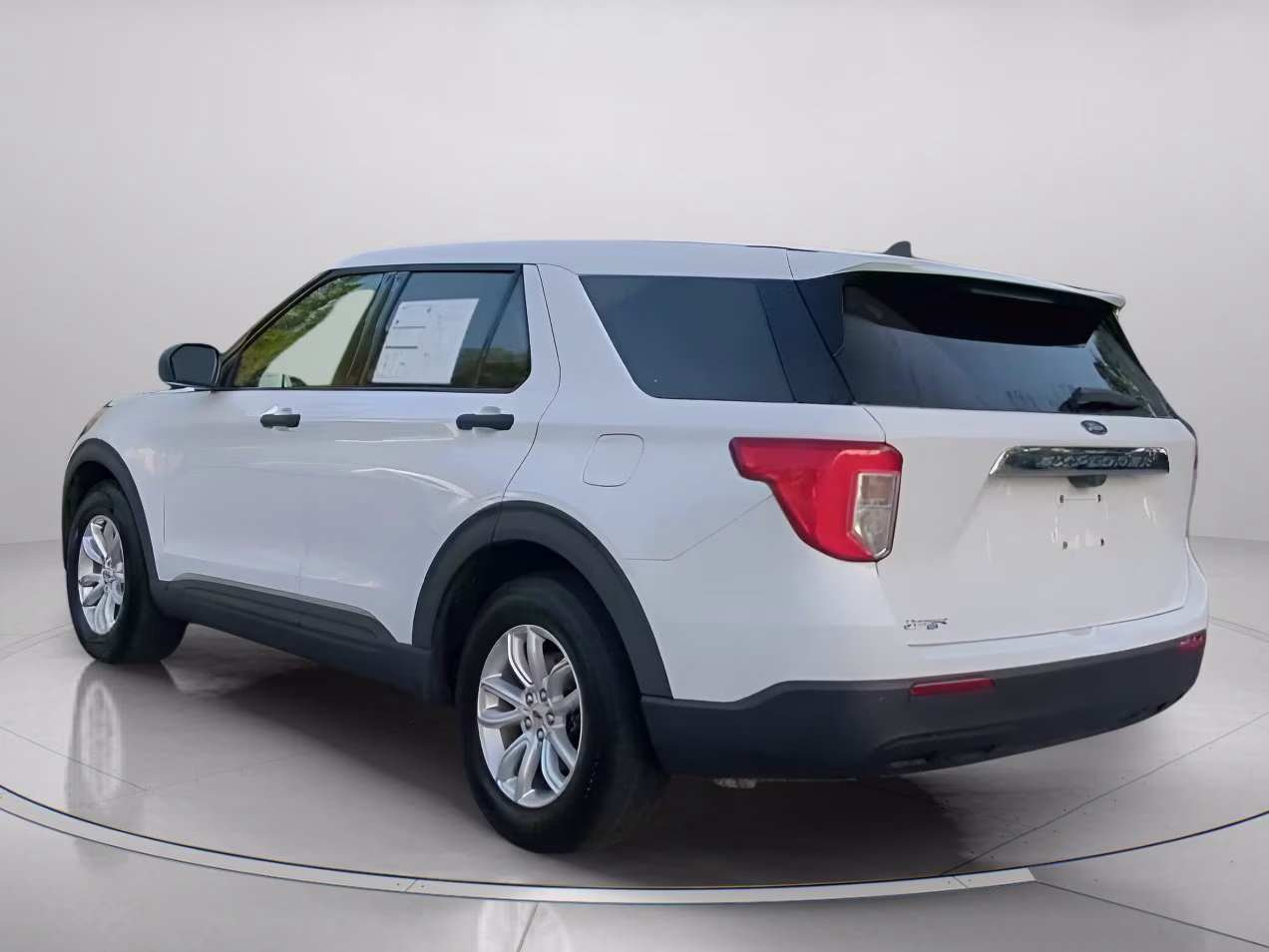 2021 Oxford White Ford Explorer RWD SUV
