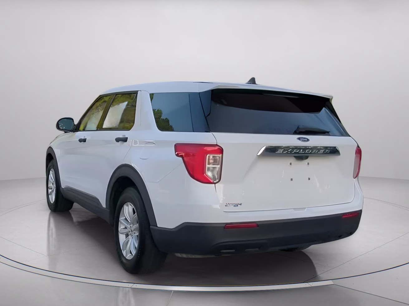 2021 Oxford White Ford Explorer RWD SUV
