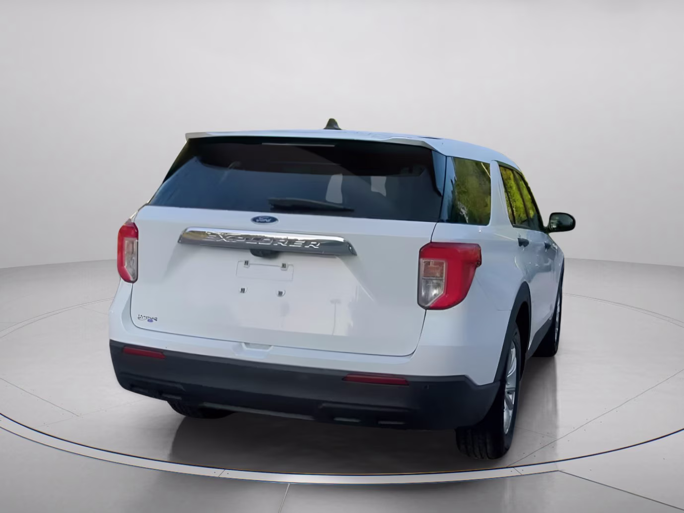 2021 Oxford White Ford Explorer RWD SUV
