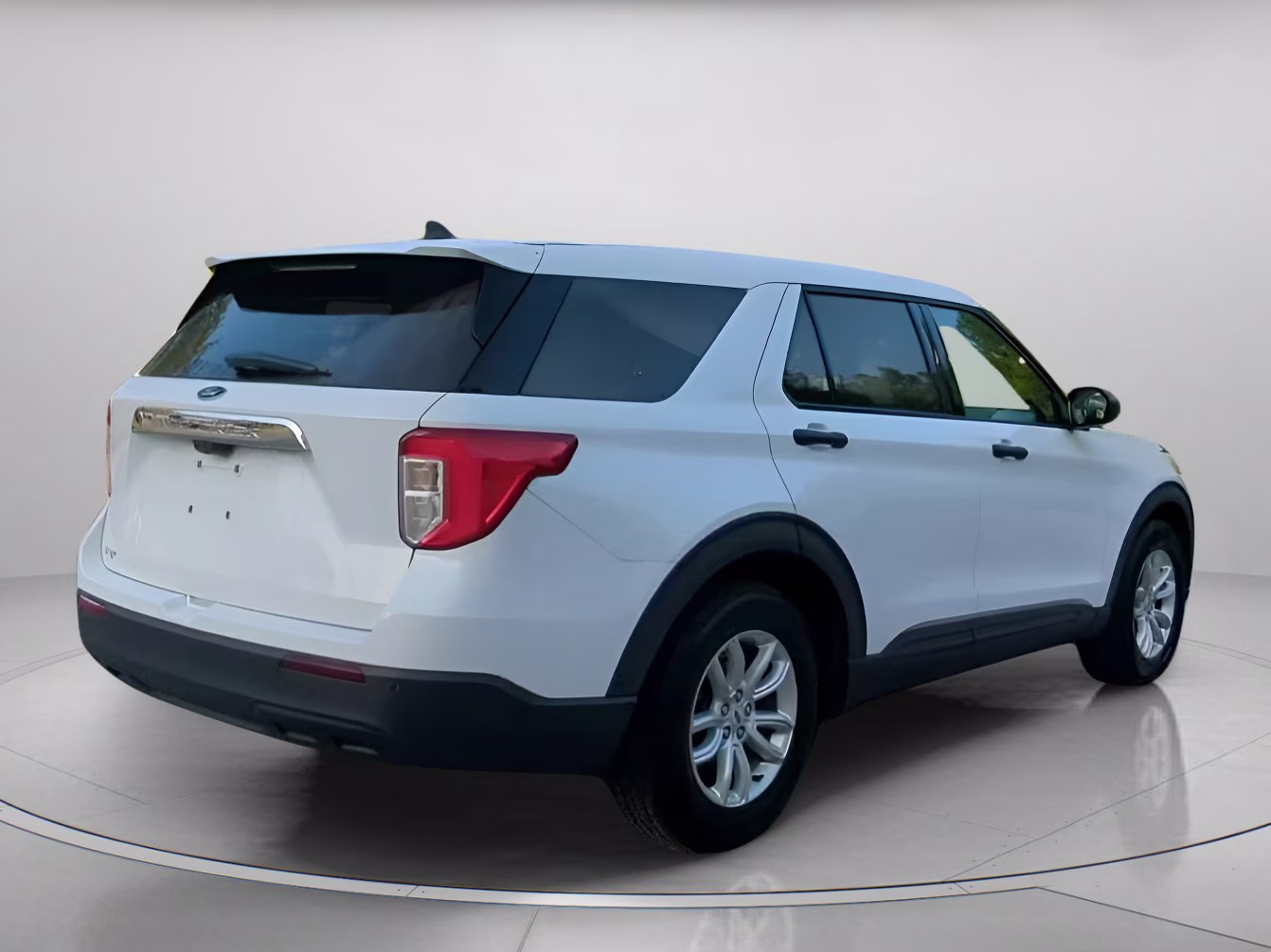 2021 Oxford White Ford Explorer RWD SUV