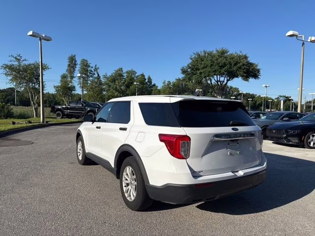 2021 Oxford White Ford Explorer RWD SUV