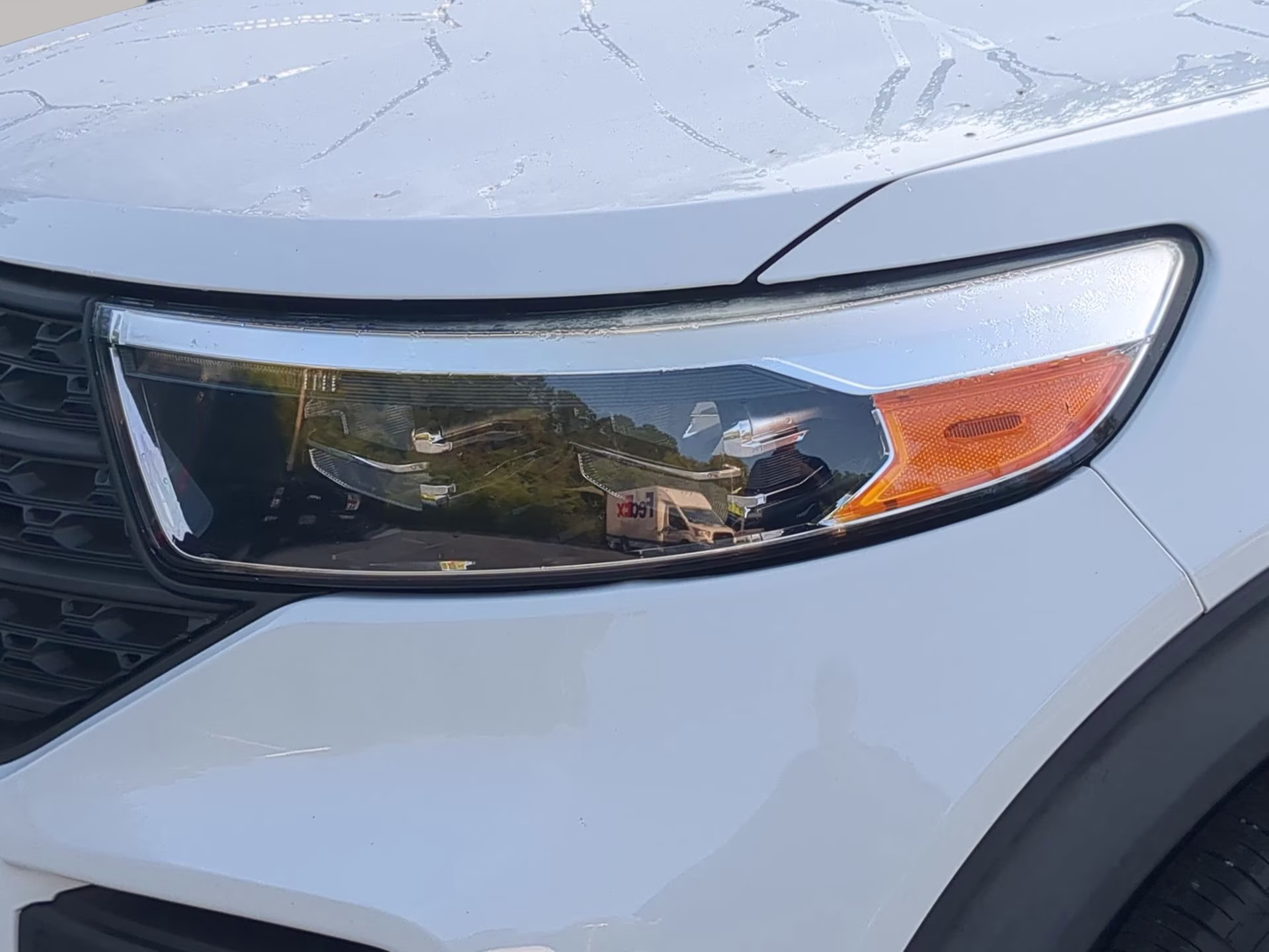 2021 Oxford White Ford Explorer RWD SUV