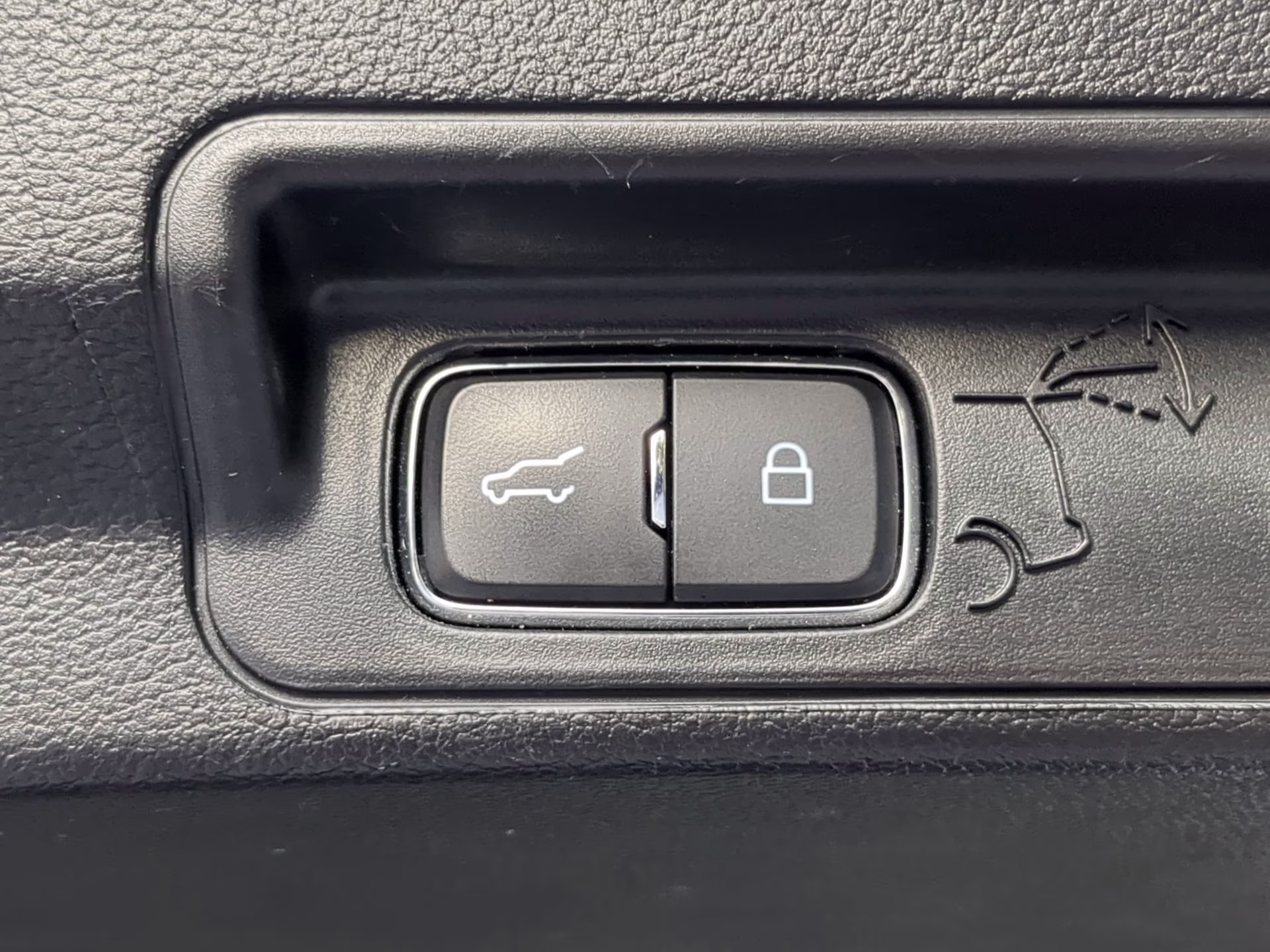 2021 Oxford White Ford Explorer RWD SUV