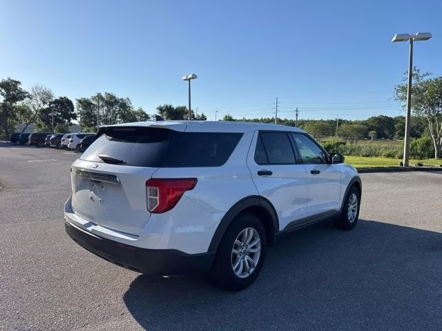 2021 Oxford White Ford Explorer RWD SUV