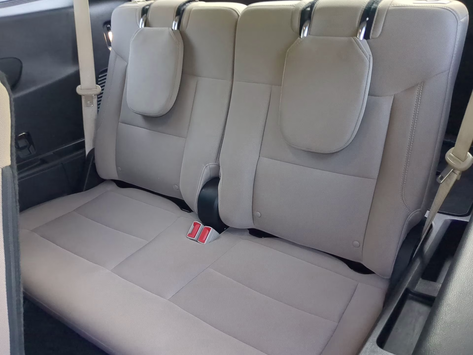 2021 Oxford White Ford Explorer RWD SUV