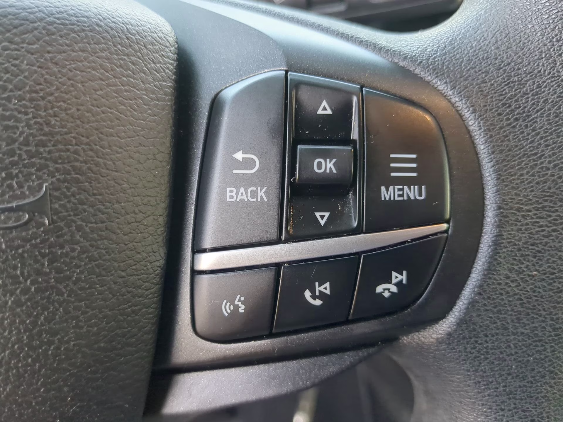 2021 Oxford White Ford Explorer RWD SUV
