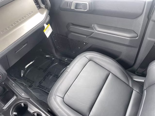 2026 Shadow Black Ford Bronco Outer Banks 4X4 Convertible