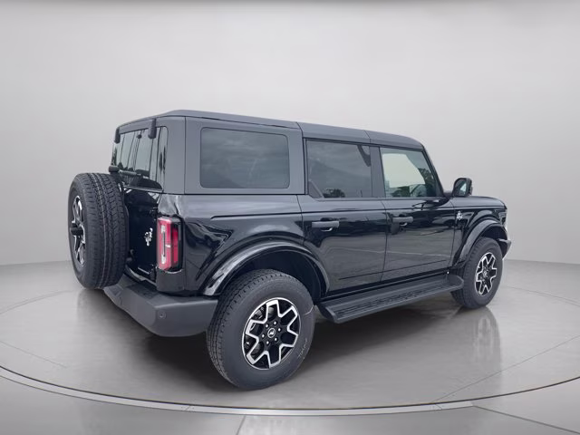 2026 Shadow Black Ford Bronco Outer Banks 4X4 Convertible