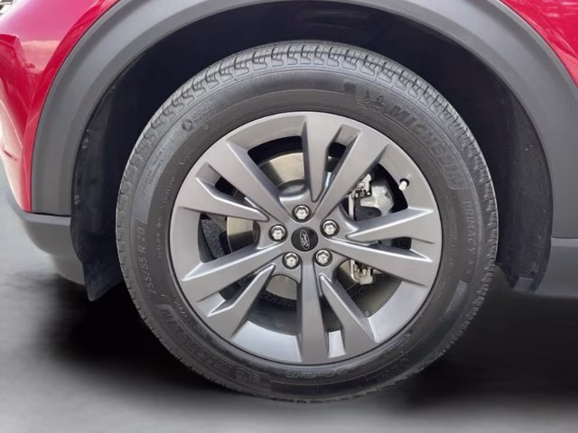 2024 Rapid Red Metallic Tinted Clearcoat Ford Explorer XLT RWD SUV