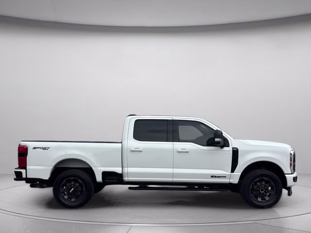 2024 White Metallic Ford Super Duty F-350 SRW Lariat 4X4 Truck