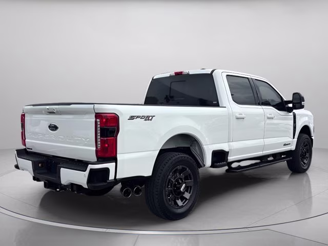 2024 White Metallic Ford Super Duty F-350 SRW Lariat 4X4 Truck