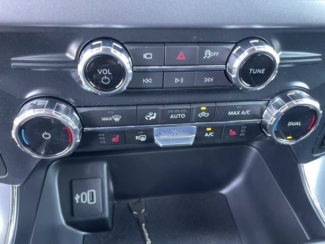 2026 Iconic Silver Metallic Ford F-150 XLT 4X4 Truck