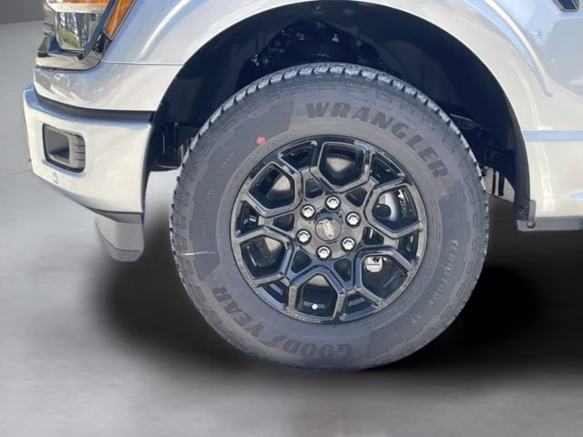 2026 Iconic Silver Metallic Ford F-150 XLT 4X4 Truck