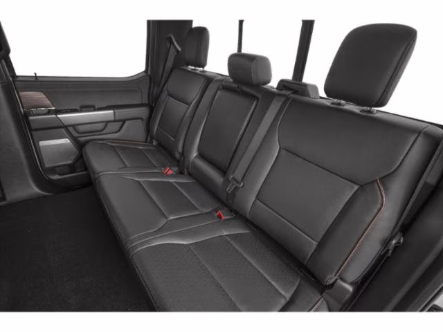 2026 Avalanche Ford F-150 LARIAT 4X4 Truck