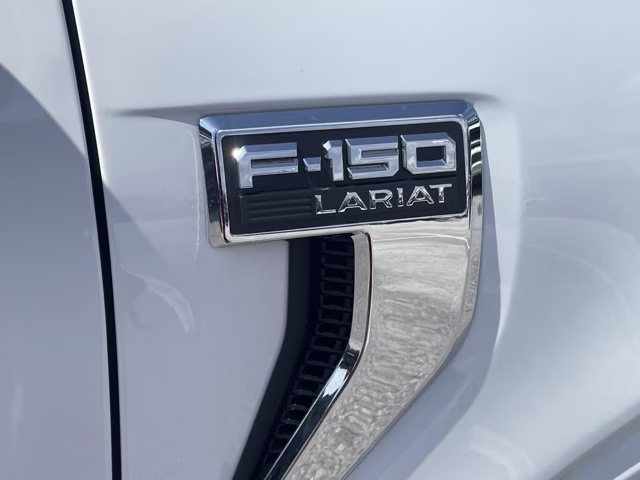 2026 Oxford White Ford F-150 Lariat 4X4 Truck