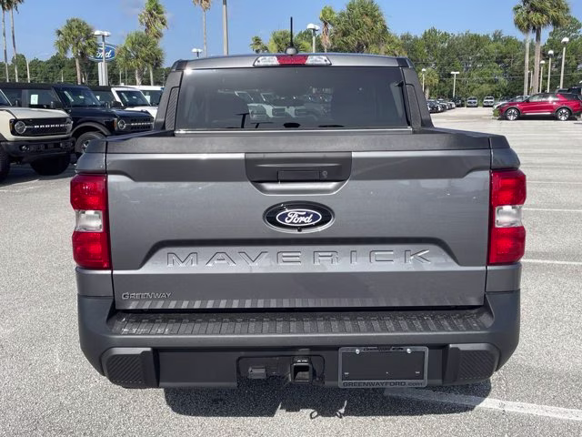 2026 Carbonized Gray Metallic Ford Maverick XL FWD Truck