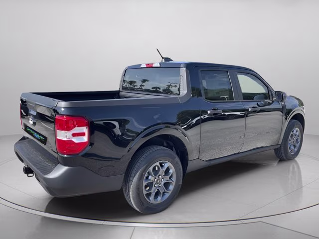 2026 Shadow Black Ford Maverick XLT FWD Truck