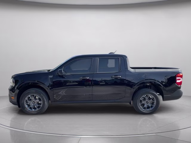 2026 Shadow Black Ford Maverick XLT FWD Truck