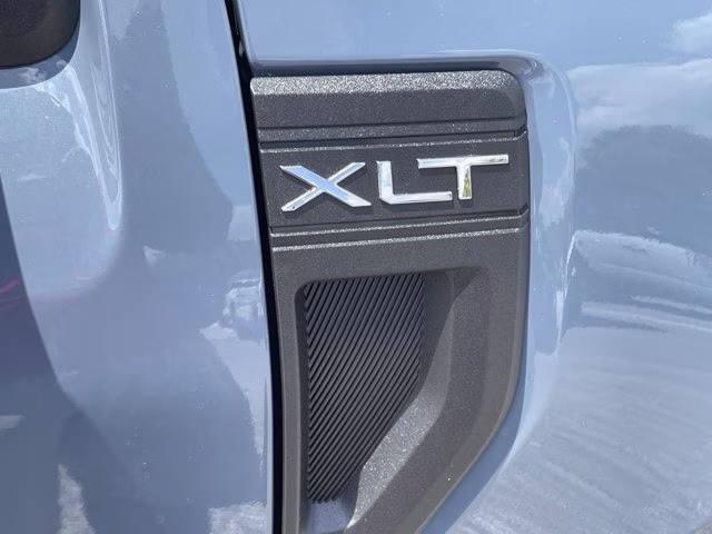 2026 Azure Gray Metallic Tri-Coat Ford Maverick XLT FWD Truck