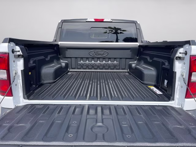 2026 Oxford White Ford Maverick XLT AWD Truck